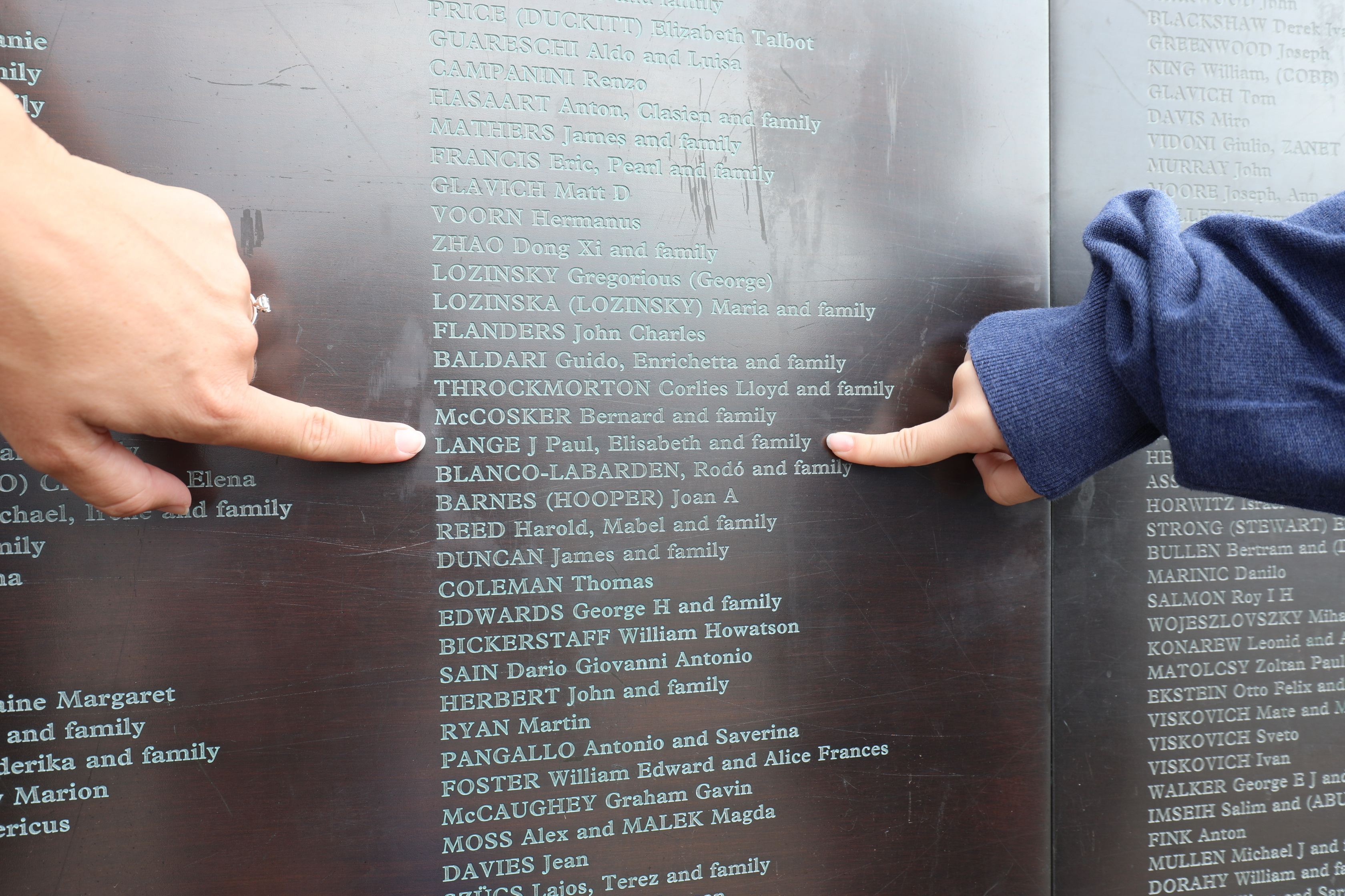 The Welcome Wall mit Elsa & Family